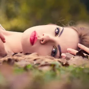 ۸ عادت ساده برای داشتن پوست شاداب و بدن سالم